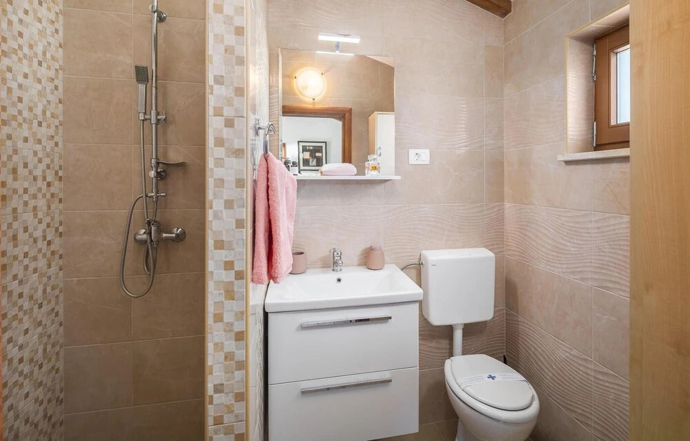 Lovely Home In Rovinj