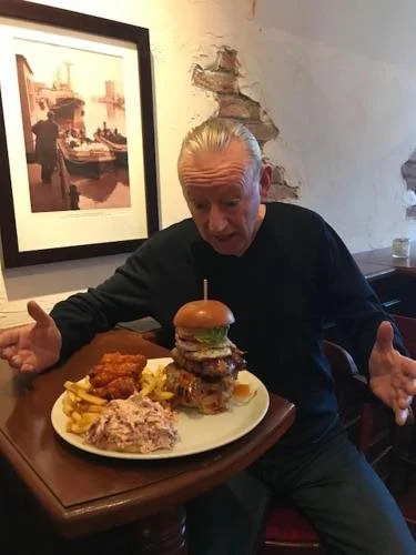 Brogans Bar & Hotel