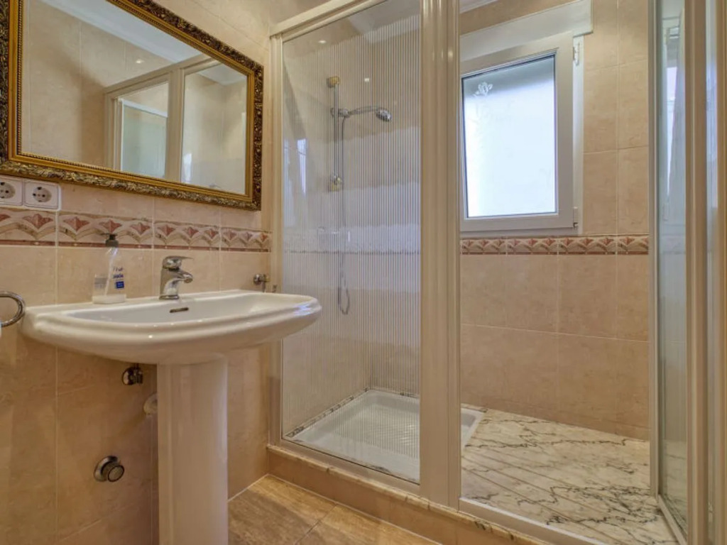 Villa Villa Toscana by Interhome