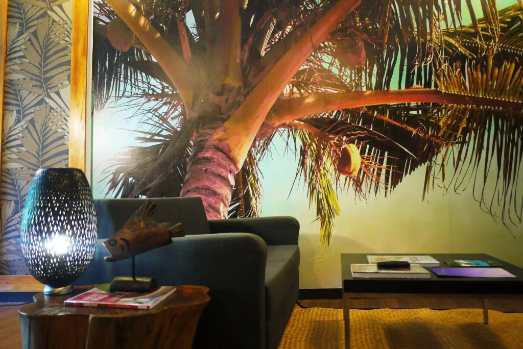 LuxeView Hotel