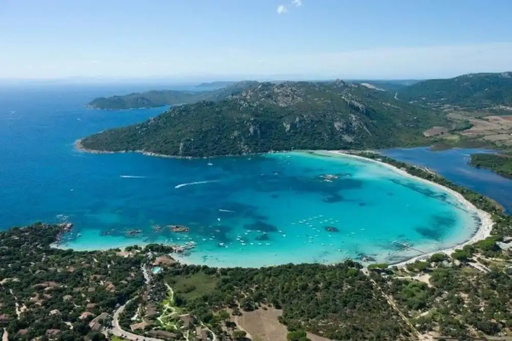 Villa et piscine privée vue mer