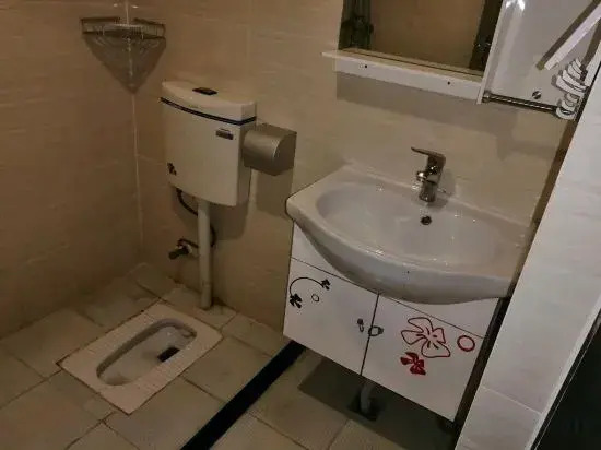 Chengdu 99 Business Hotel
