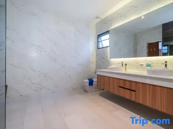 Nicky Villa Luxury Private Haven in BangTao Laguna