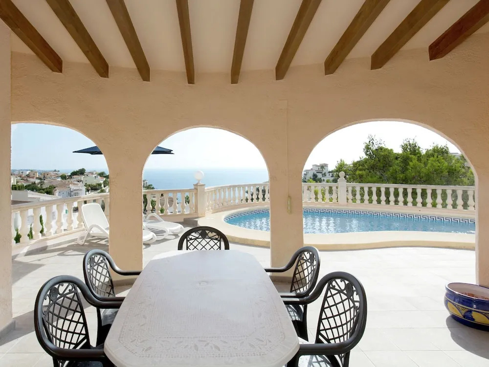 Moraira Retreat With Views