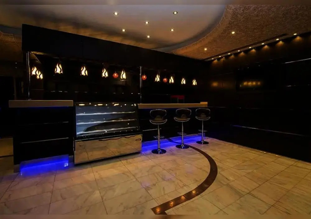 Family House Hotel