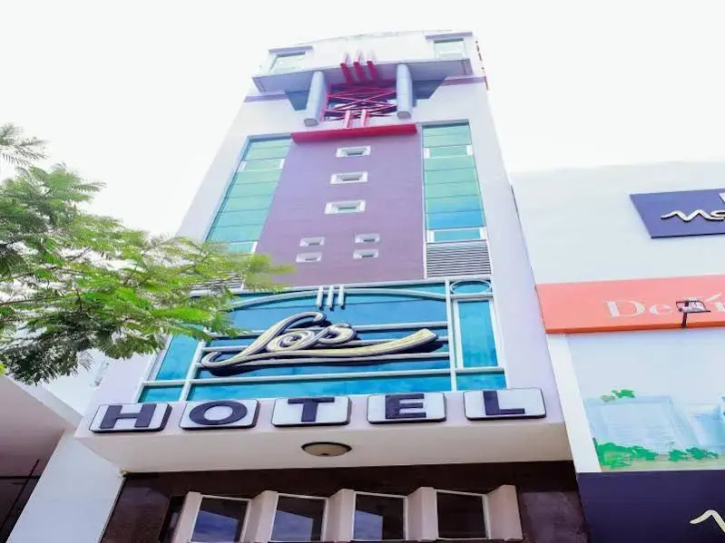 Los Hotel