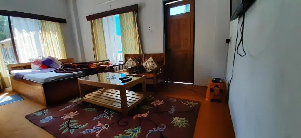 Hotel Blue Lagoon