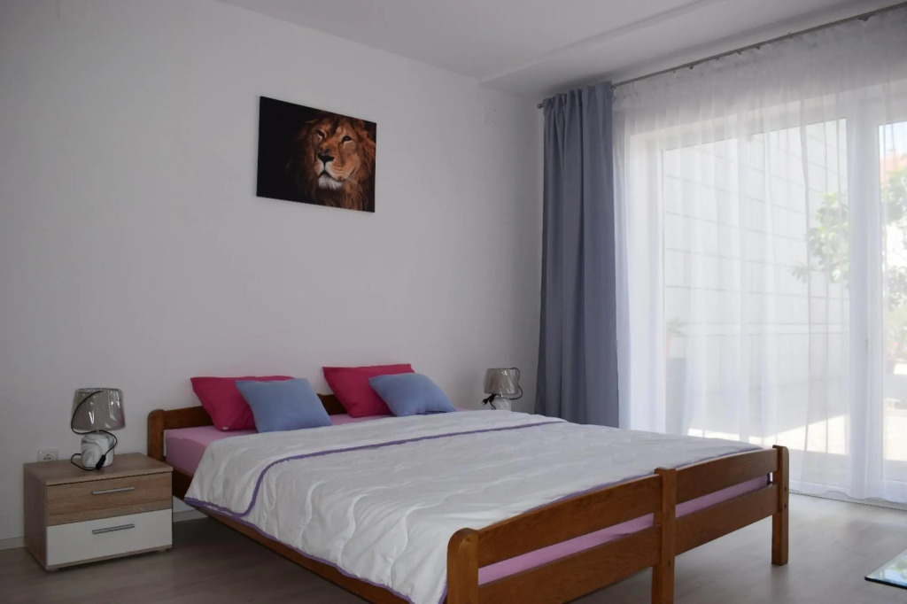Apartment Den