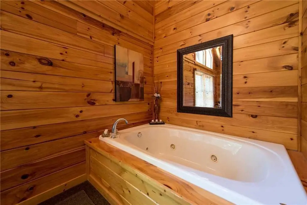 Zen Bear Retreat - One Bedroom Cabin