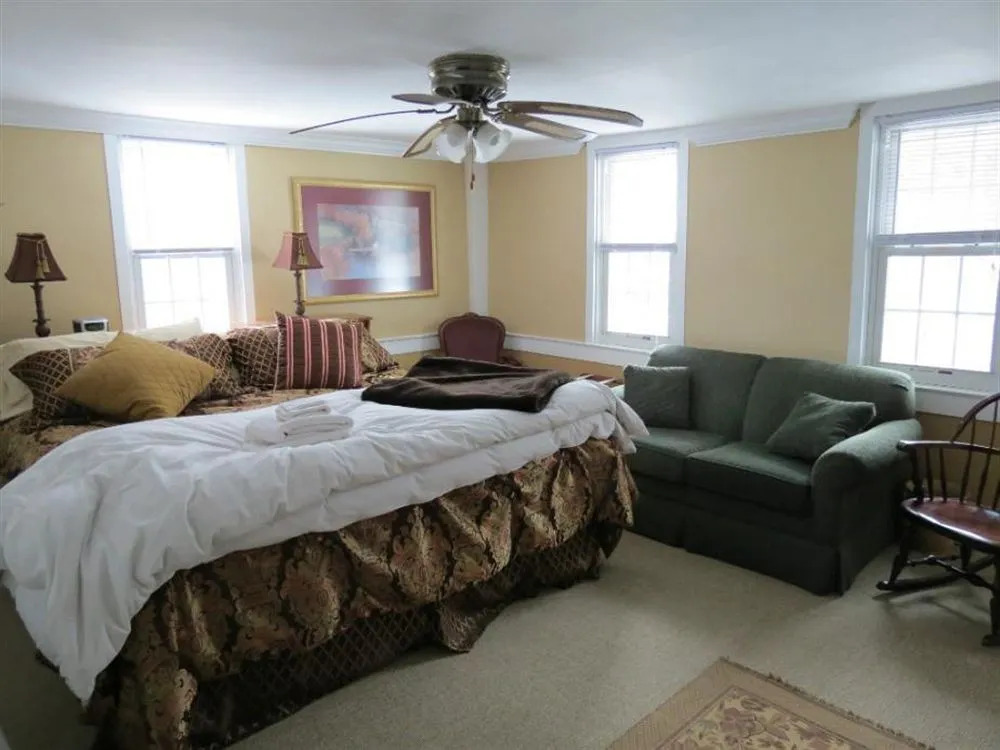 Shaker Farm Bed and Breakfast