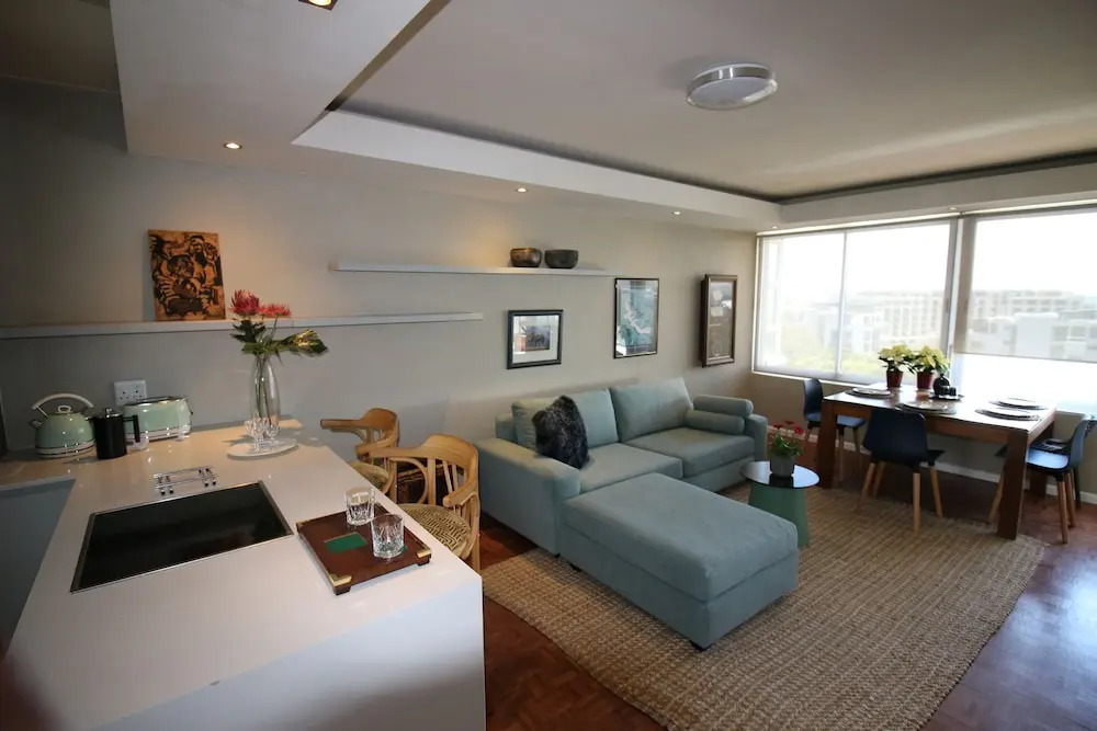 Green Point 2 Bedroom Apartment With Enclosed Balcony and Stunning Views