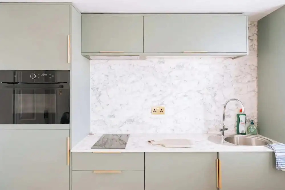 Sleek 1BD Flat 5 Mins From City Centre - Brighton