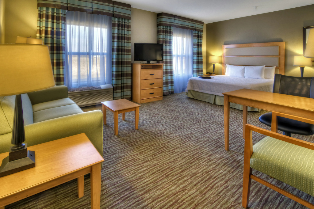 Hampton Inn & Suites Kalamazoo-Oshtemo