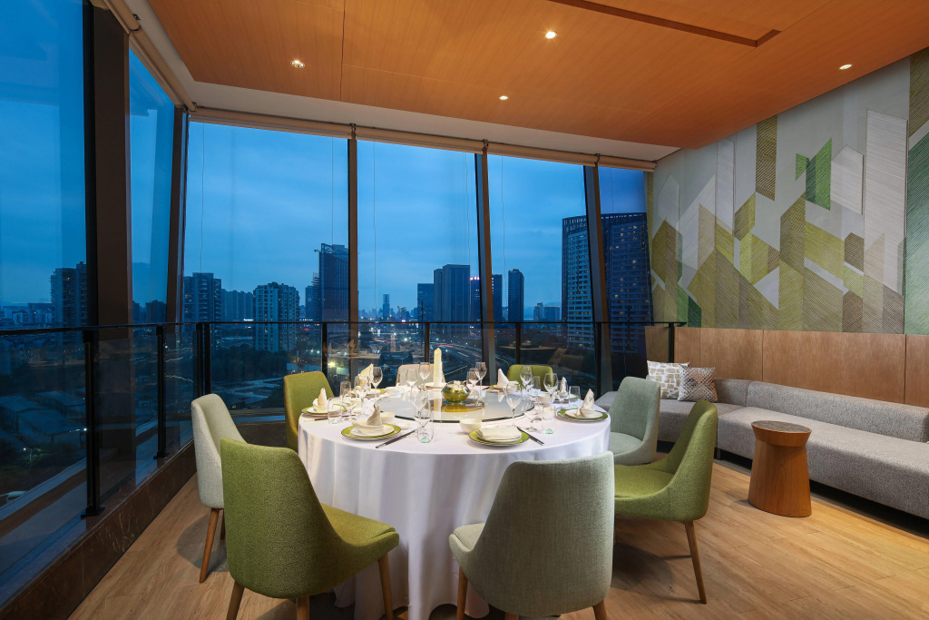Отель Holiday Inn Hangzhou Binjiang