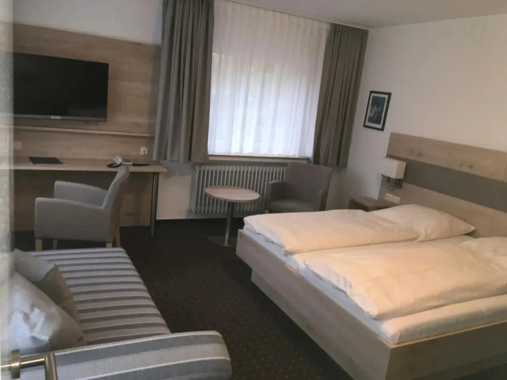 Hotel Neuenburger Hof