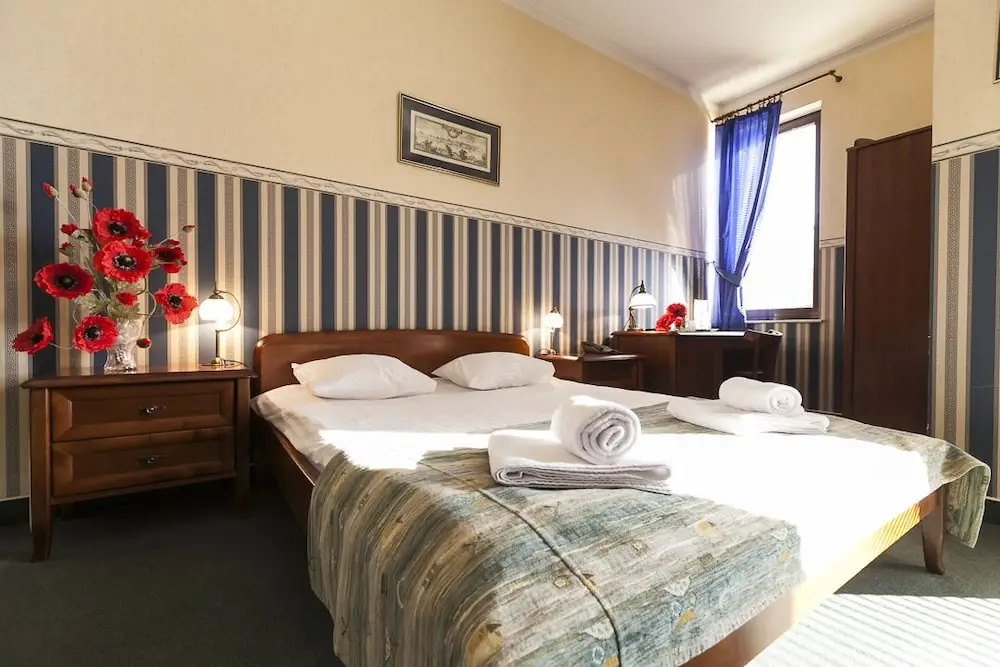 Fort Hotel