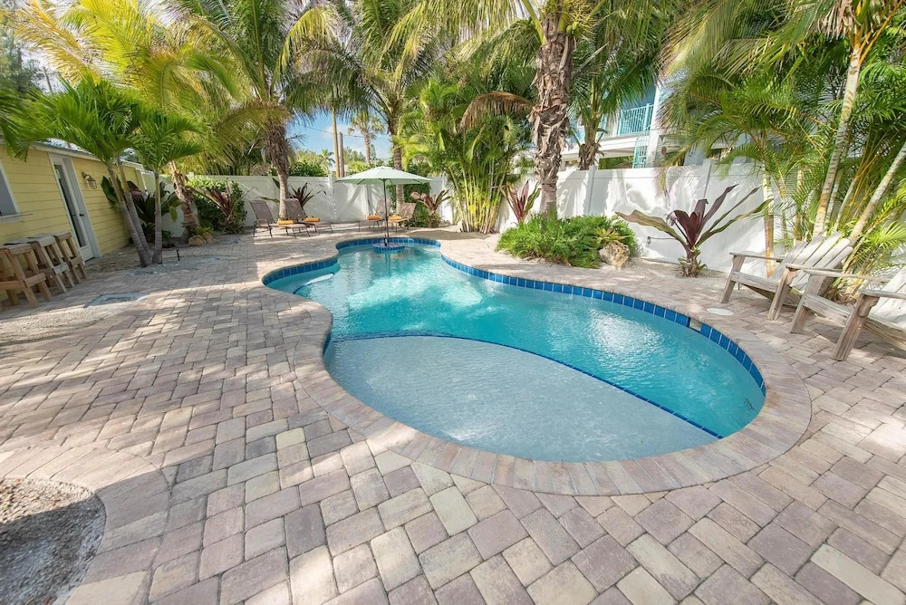 Anna Maria Cottage Apartment 3