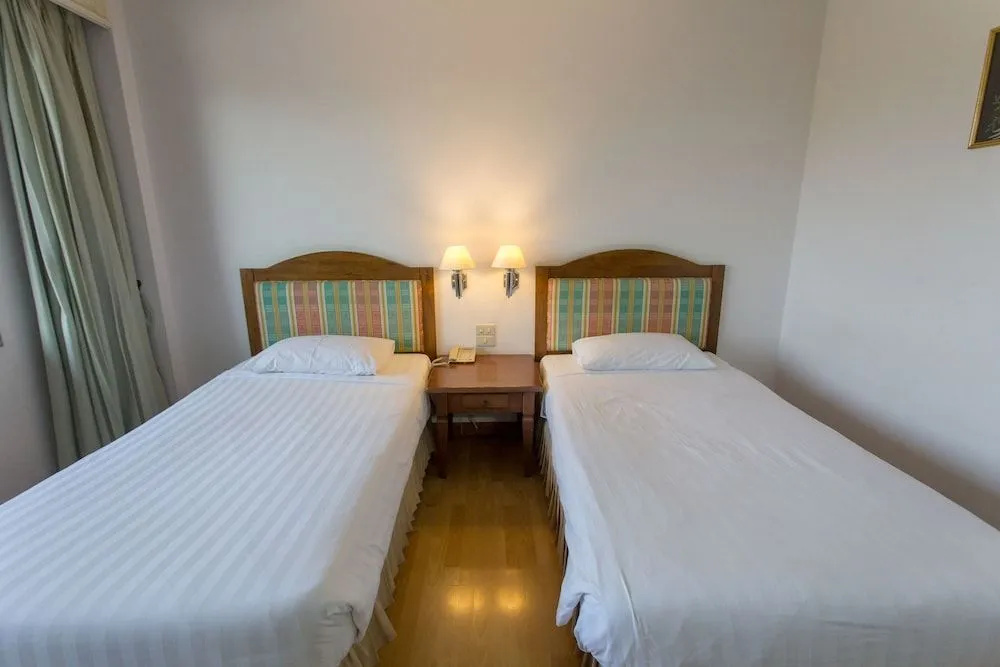 Tangerine Ville Hotel