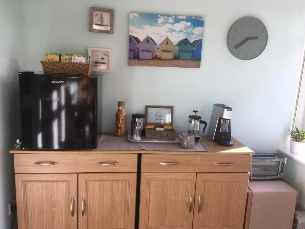 Luxury 3 bedded room with sea views and parking