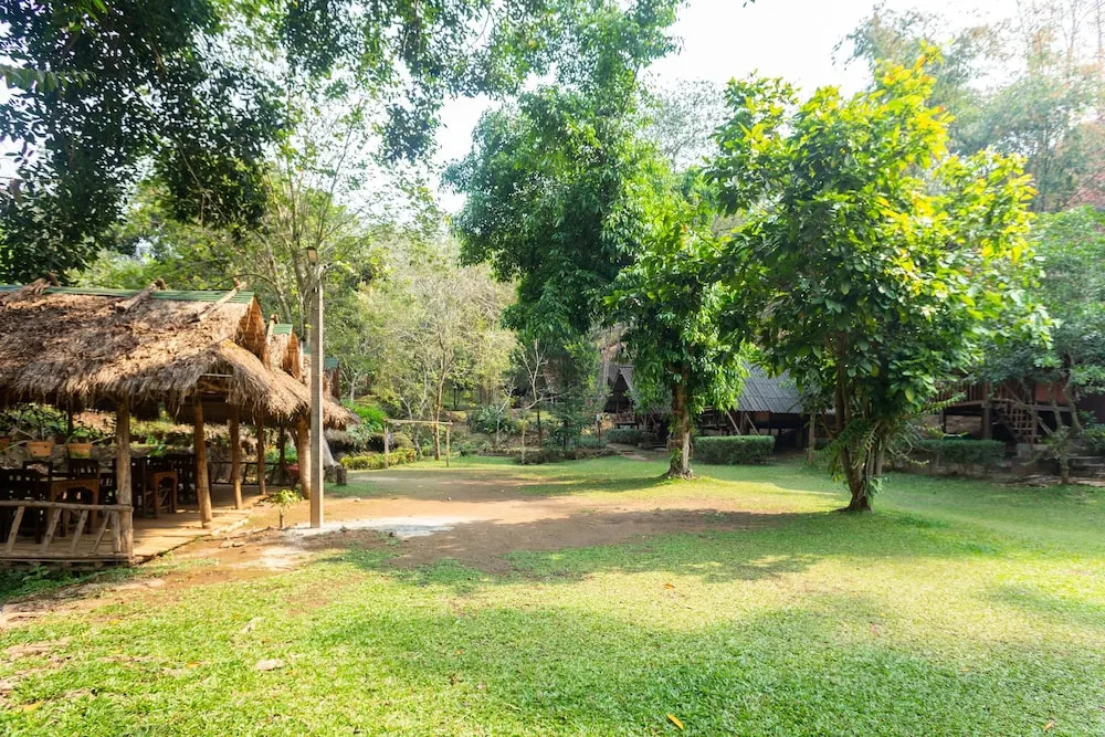 OYO 653 Mae Ta Mann Wongnam Yard Resort