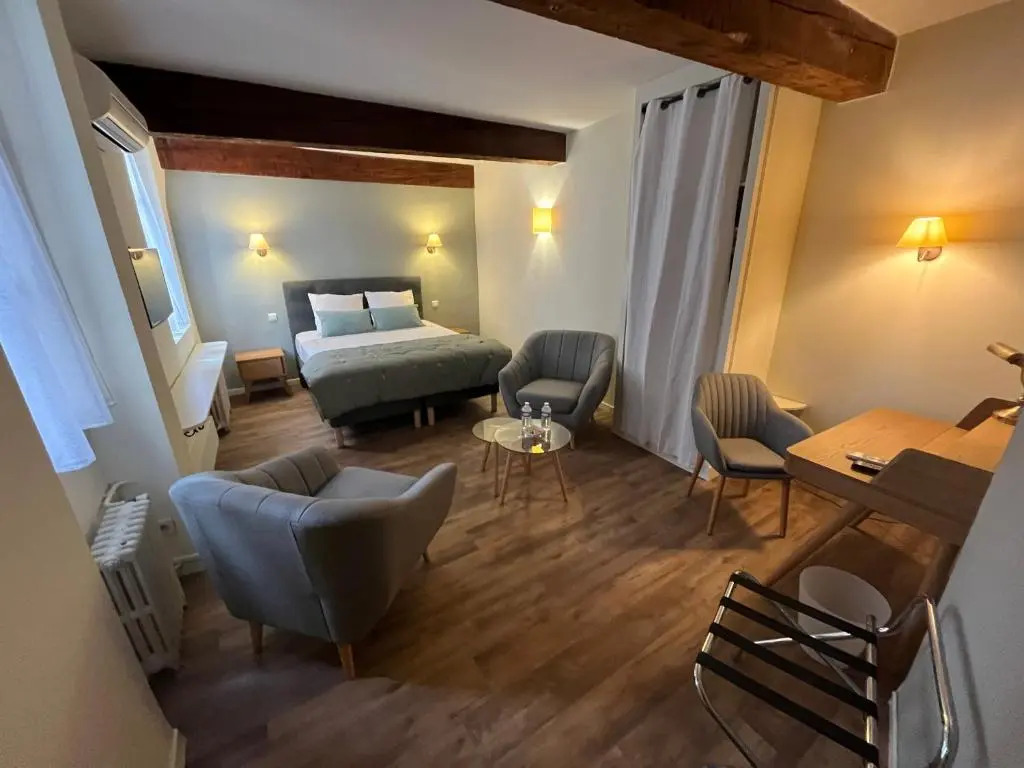 Le Clos dOrange - Hotel & ville de Provence