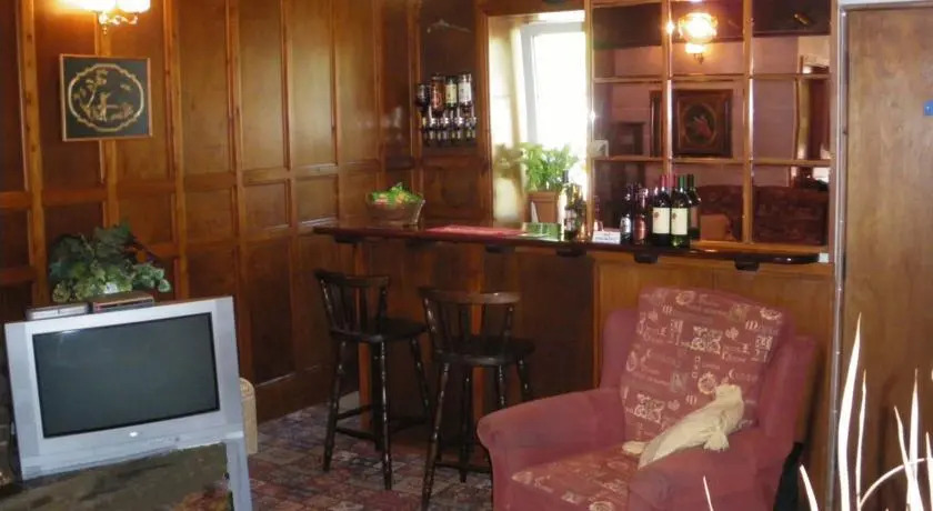 Maple Lodge