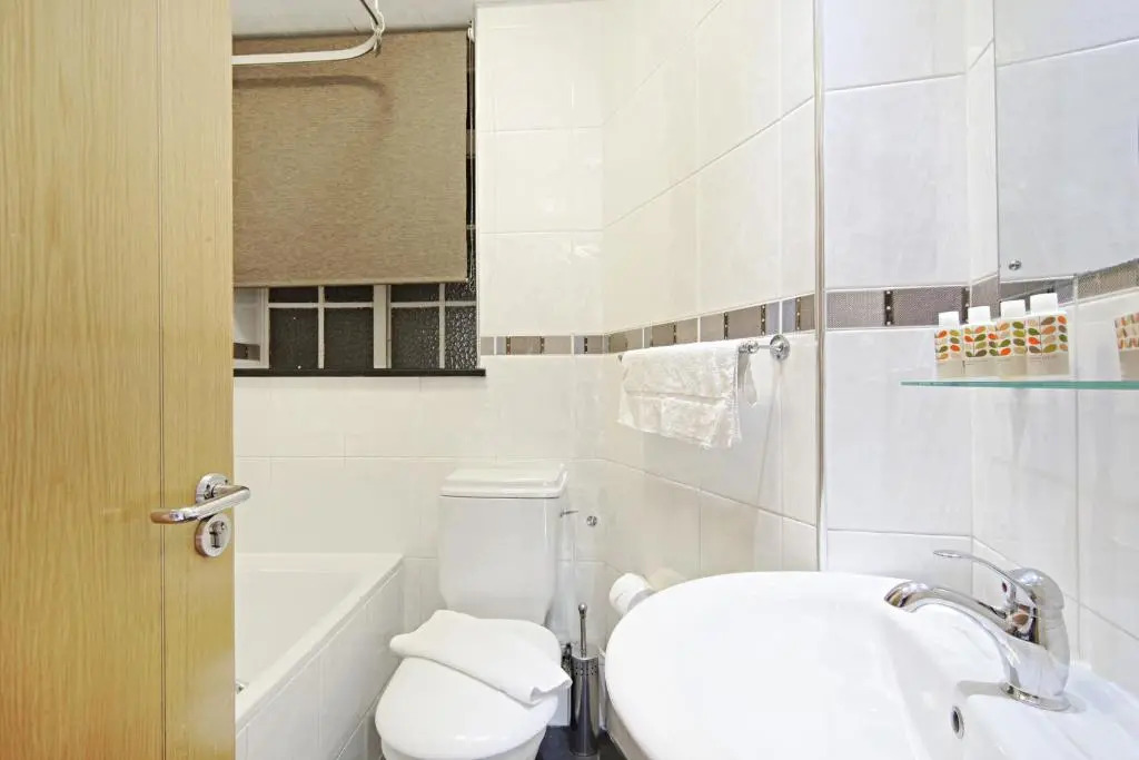 Bryanston Apartments