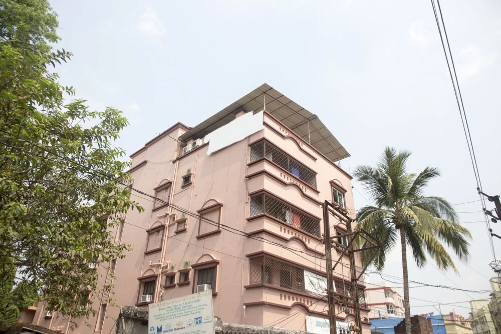 OYO Flagship 8414 Hotel Blue Moon