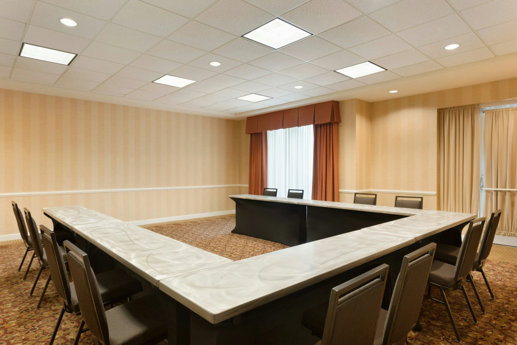 Hilton Garden Inn Oakbrook Terrace