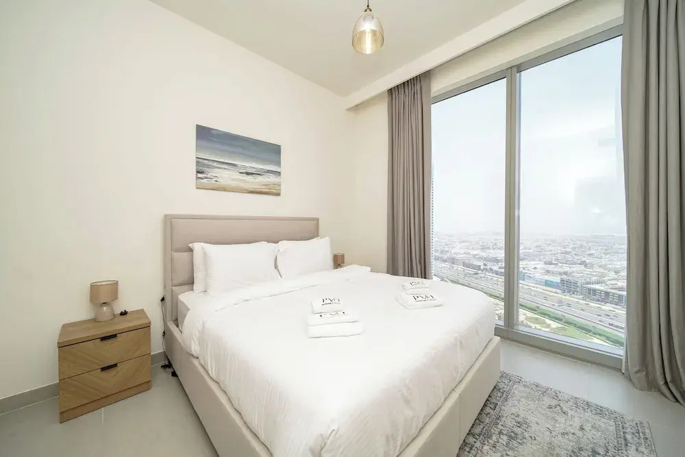 PVH - Opulent 2BR in Forte Tower 1