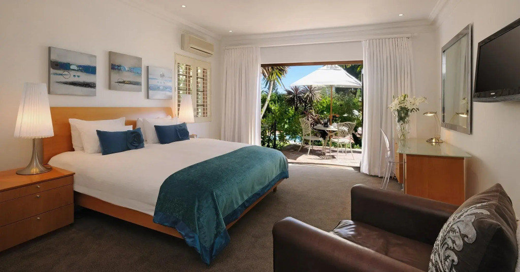 The Clarendon - Fresnaye