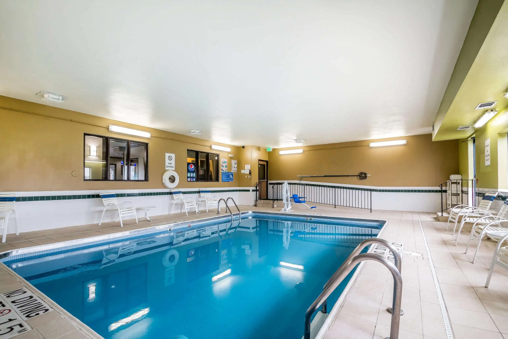 Quality Inn Coralville - Iowa River Landing