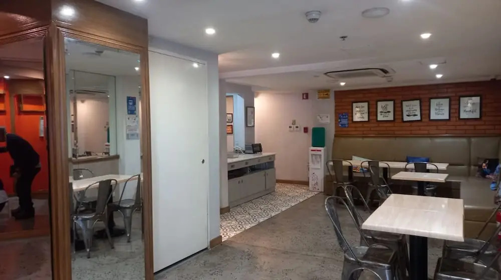1010 Hotel