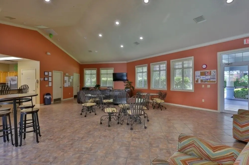 Oceanwalk Oasis - 3 Br condo by RedAwning
