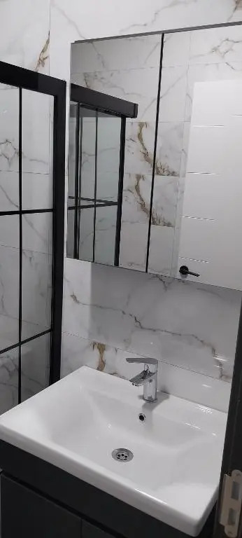 Chakra Vourla Hotel
