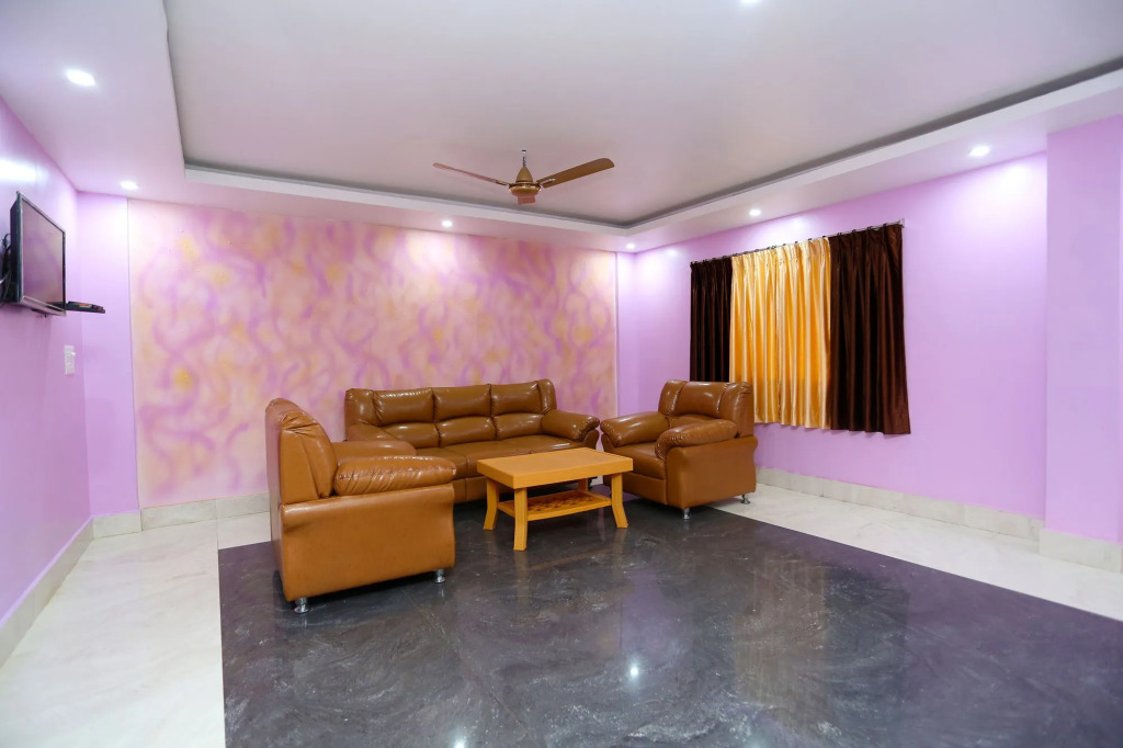 OYO 9197 Krishna Residency