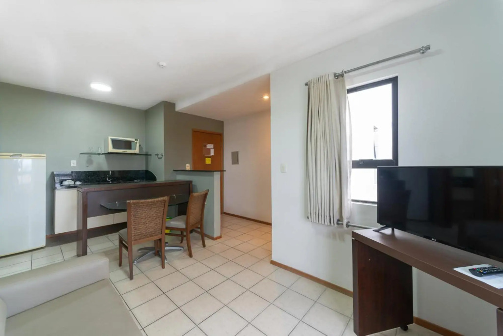 OTH1401 Flat na Ilha do Leite, Recife, um quarto. Fica em um dos mais importantes polos médicos do país