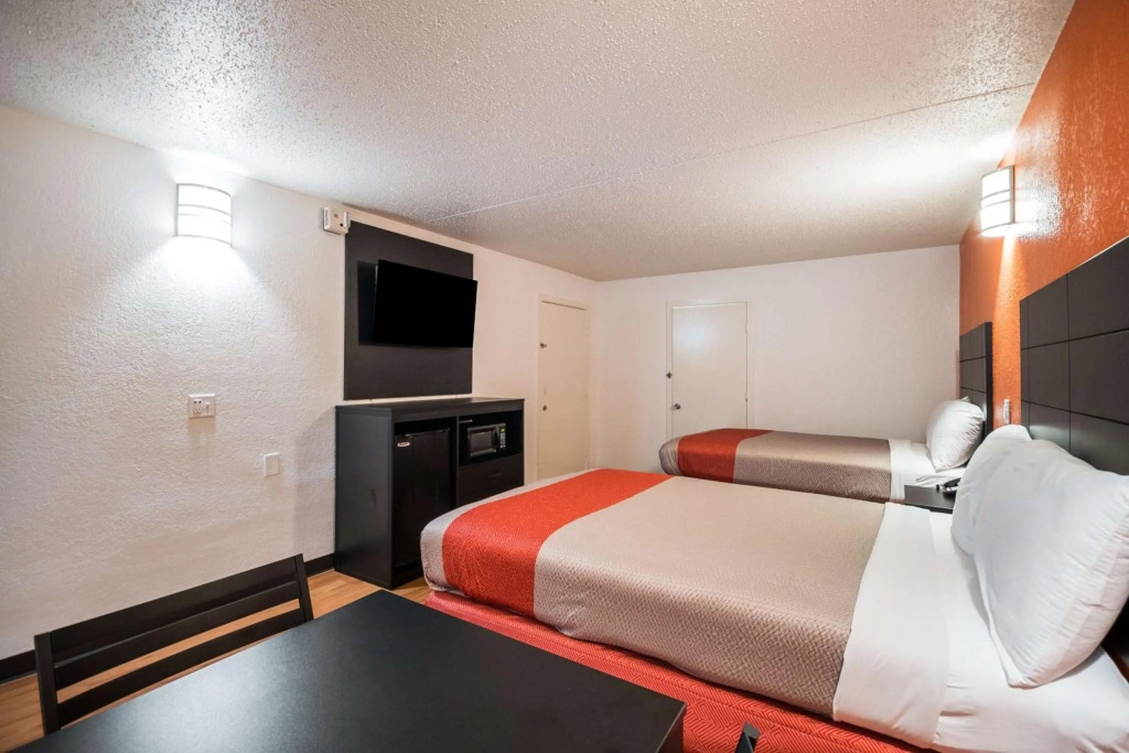 Motel 6-Houston, TX - Brookhollow