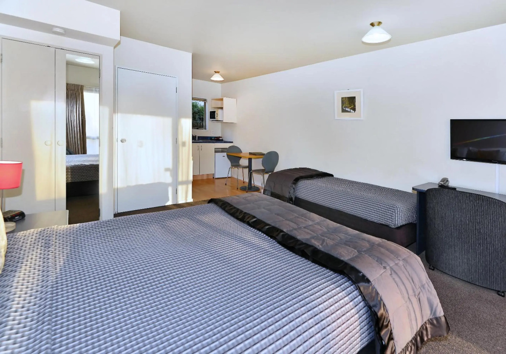 Arena Motel