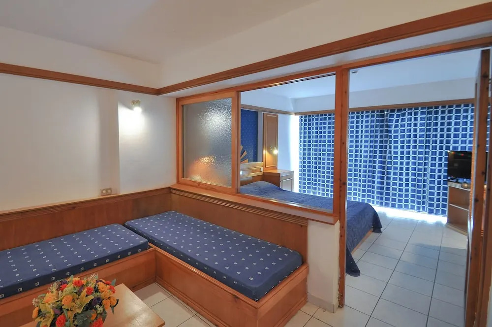 Alfa Beach Hotel