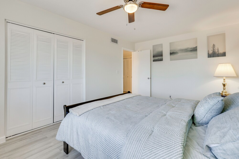 Near Innovation Corridor: Phoenix Home w/ Patio
