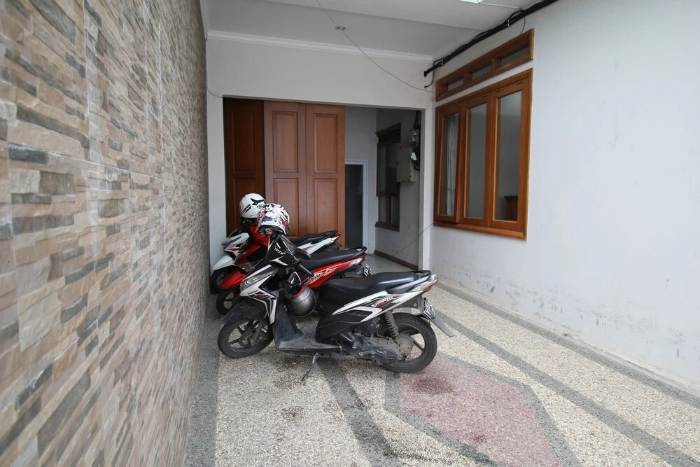 Airy Eco Kebon Jeruk Kelapa Dua Raya 5 Jakarta
