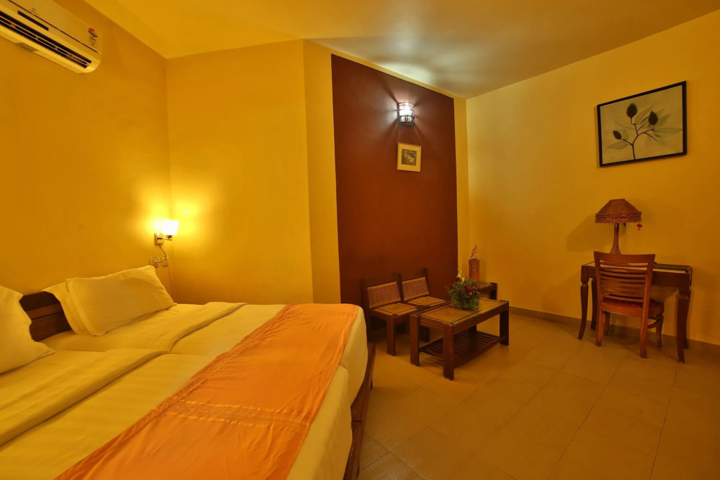 Deshadan Cliff and Beach Resort