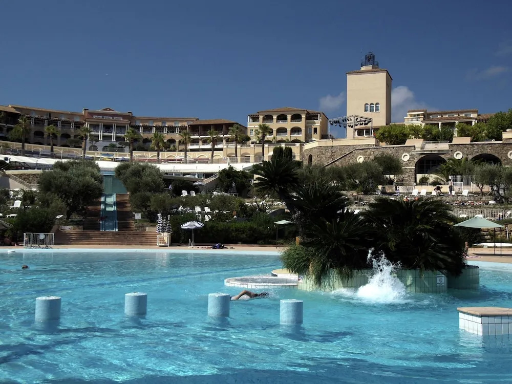 Comfortable Apartment With Dishwasher, 1 km. From the Beach