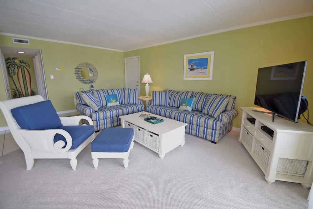 Diamond Beach 403