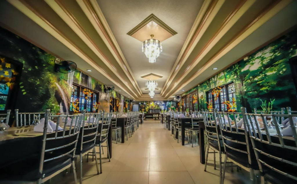 Villa Esmeralda Bryans Resort Hotel and Restaurant