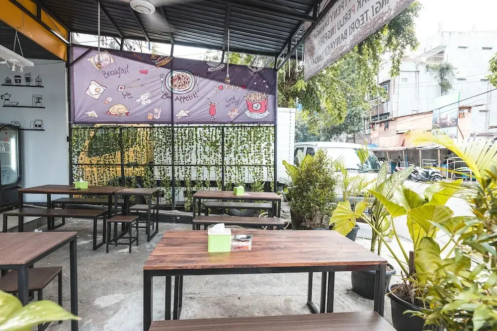OYO 773 Hotel Rujia
