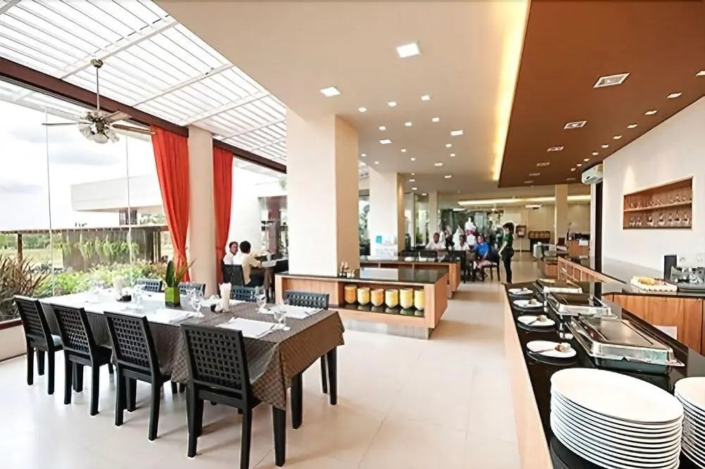 Majestic Creek Golf Club & Resort
