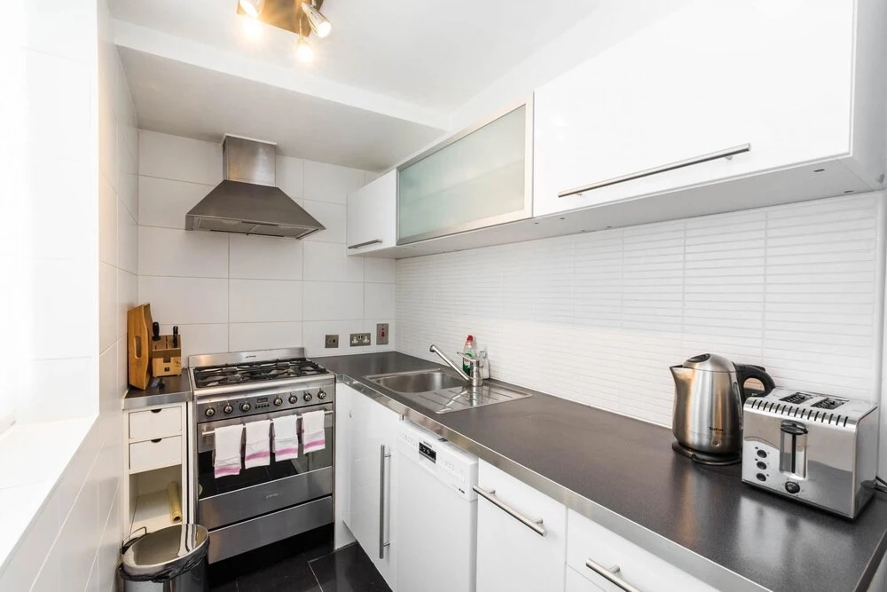 Luxury 2BD Garden Flat in Chelsea