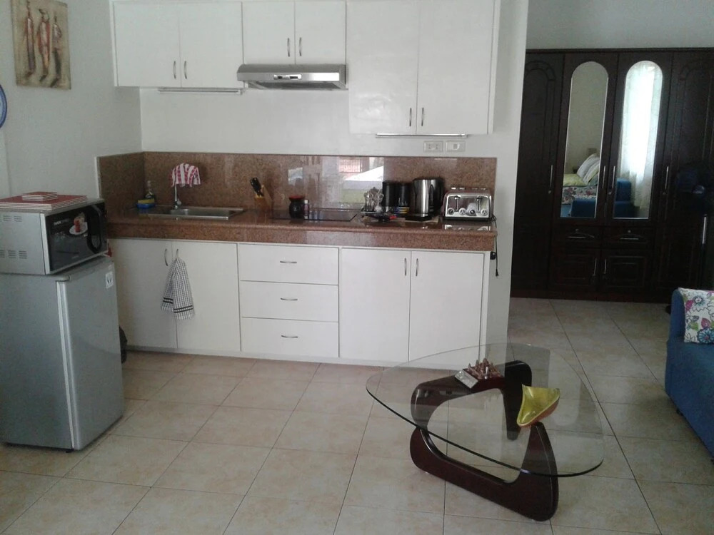 Alona Studio Bungalow